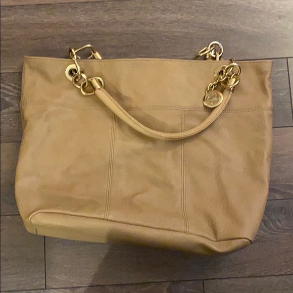 Purse - Picture 1 of 3